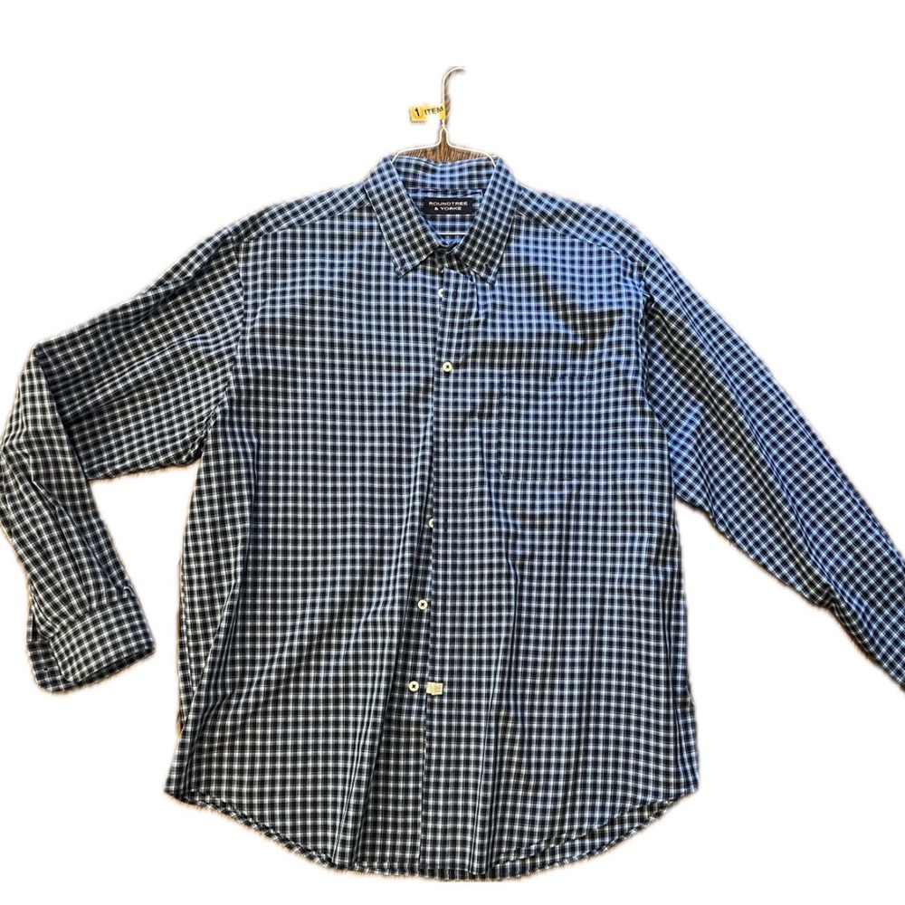 Roundtree & Yorke Men’s Button Down Shirt